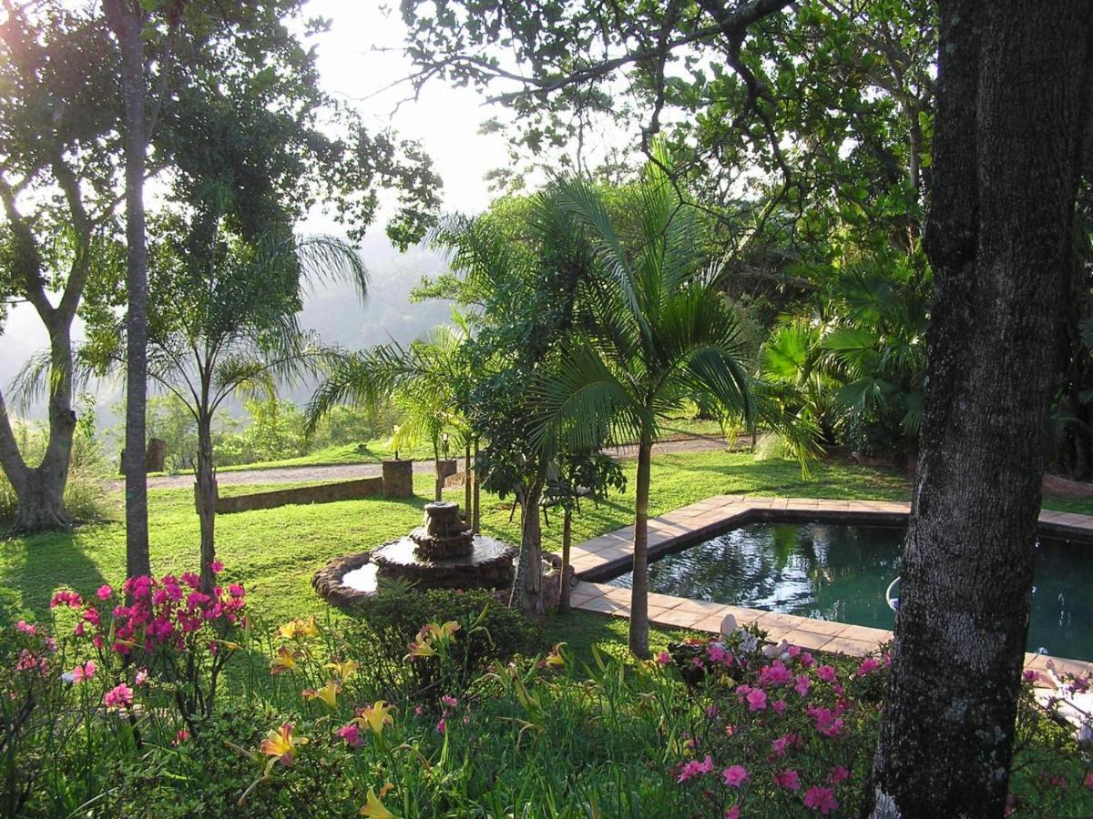 האזיביו Bohm'S Zeederberg Country House מראה חיצוני תמונה